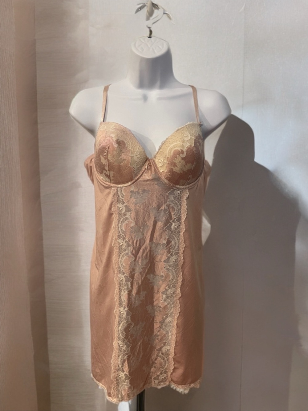 Marilyn Monroe Intimates XL Blush Pink Lace Chemise Slip Nightgown